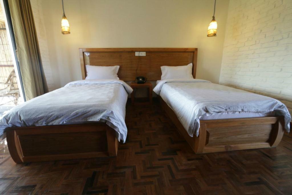 Siddhartha Wildlife Retreat Hotel Meghauli Exterior photo